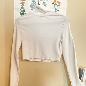 romwe cropped turtleneck